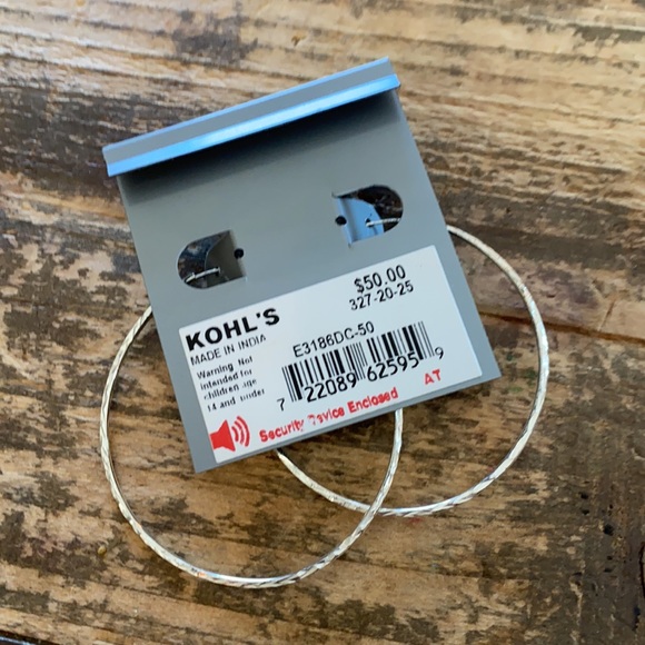 2 BRAND NEW pairs of earrings - Picture 3 of 7